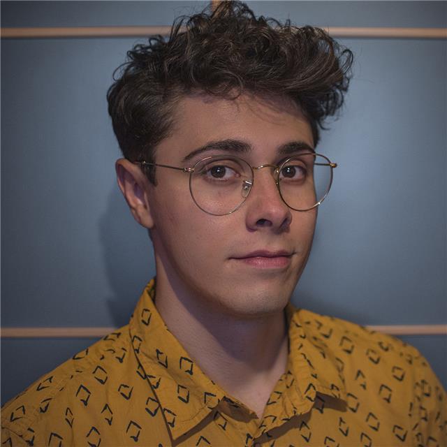 Laureando in ingegneria elettronica offre lezioni di matematica per studenti delle superiori, medie e elementari