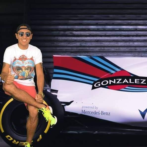 Doy clases en todas las ramas de las ciencias de la comunicación. especialidad medios de comunicación, branding y comunicación corporativa