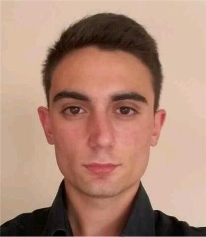 Studente di ingegneria al Politecnico, offre ripetizioni di matematica