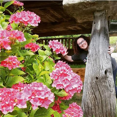 Maestra de educación especial ofrece clases de apoyo para primaria y eso