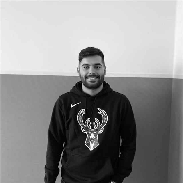 Doy clases de matemáticas a todo aquel alumno/a que lo necesite y cursen en secundaria y bachillerato. soy ingeniero en diseño industrial