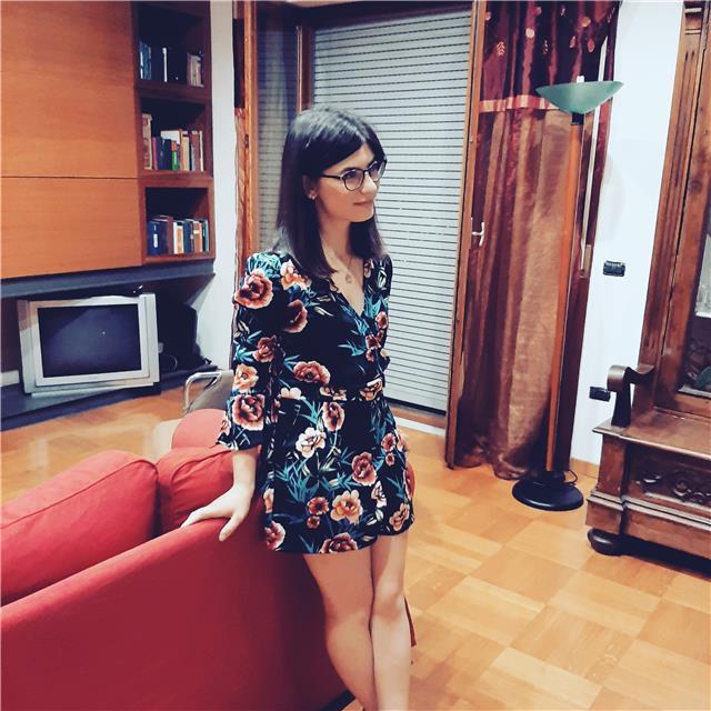 Studentessa al terzo anno in scienze della formazione primaria impartisce ripetizioni e doposcuola in tutte le materie per scuole medie e elementari