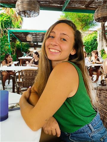 Profesora de matemáticas, Ingeniera Aeroespacial con 6 años de experiencia en clases particulares y con 100% de aprobados. Organizada y proactiva