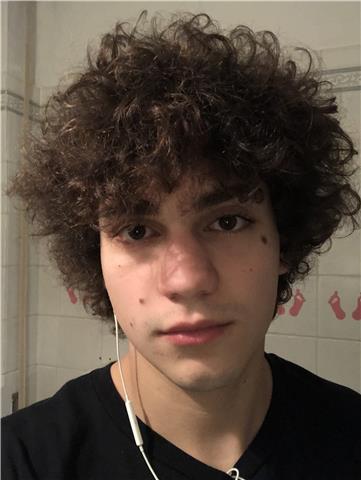 Studente di fotogiornalismo al terzo anno a Londra (al momento, causa Coronavirus, a Cremona)