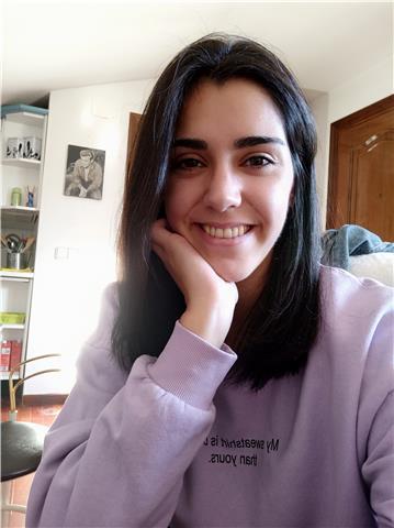 Graduada en biología con máster en biología celular y molecular, cursando el máster de profesorado actualmente. ofrezco clases particulares de apoyo en biología para todos los niveles hasta universidad
