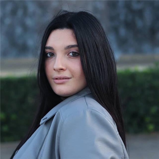 Profesora particular para alumnos hasta desde primaria hasta 4 de eso