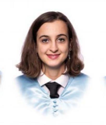 Graduada en magisterio, con especialización en inglés, da clases de apoyo escolar en primaria