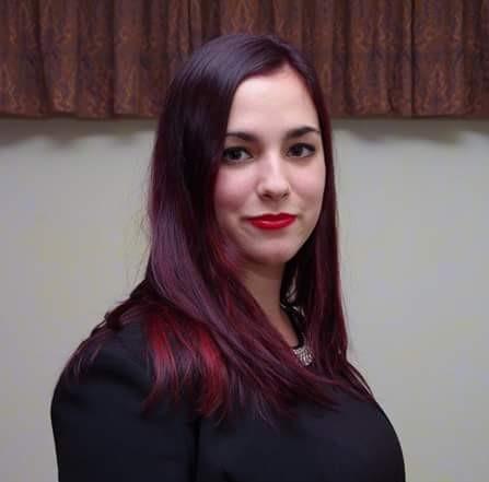 Laureata offre lezioni di materie umanistiche a cagliari e provincia