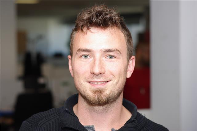 Nativo de paris da clases de francés personalizadas (adultos, estudiantes) online