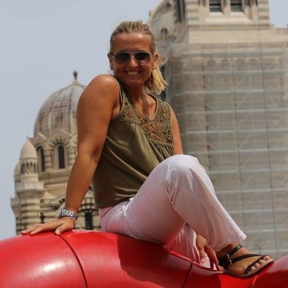 Professionista laureata disponibile per rafforzamento delle conoscenze a studenti di istituti superiori