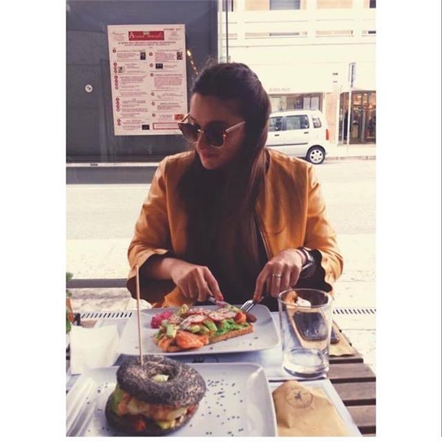 Laureata magistrale in lingue e letterature straniere, con abilitazione all’insegnamento certificata, si rende disponibile per ripetizioni di inglese, tedesco, spagnolo e materie umanistiche