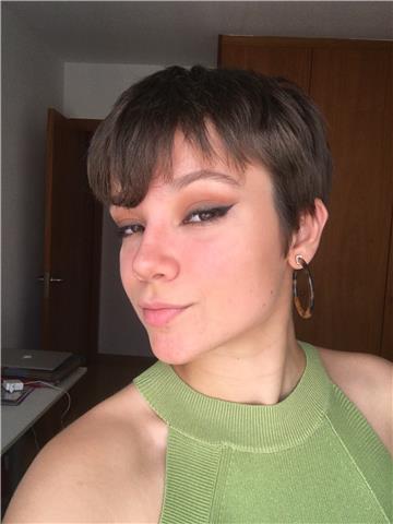 Profesora de inglés. Clases dirigidas a niños de primaria, ESO y bachillerato, o preparación para exámenes Pet, Quet y First