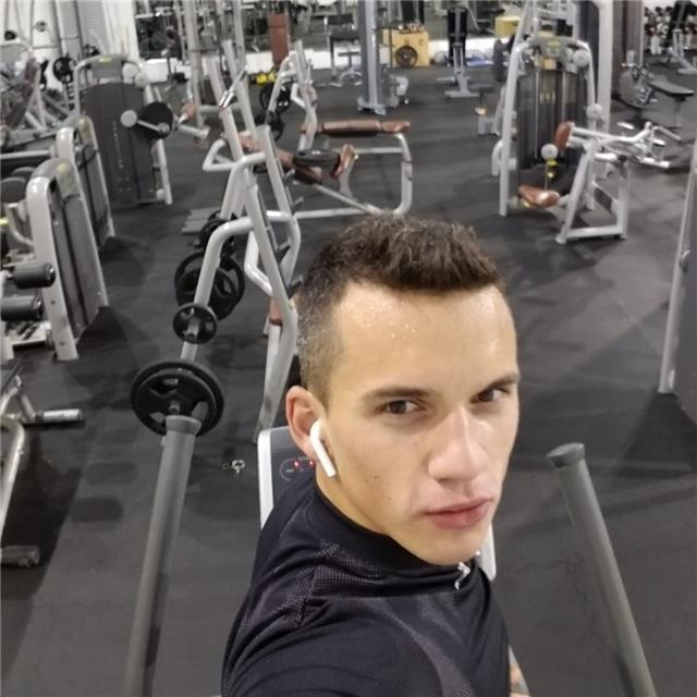 Sono un appassionato del fitness e dello sport da tutta la vita