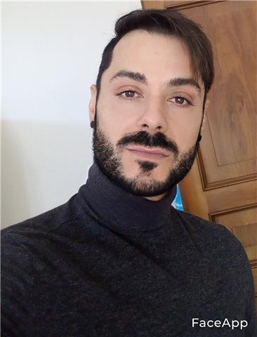Insegnante d inglese disponibile per lezioni di recupero/approfondimento. Metodo di studio con sicuro riscontro