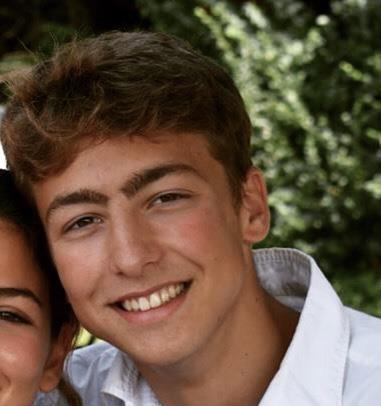 Studente di ingegneria gestionale presso il politecnico di Torino propone lezioni di matematica e chimica a studenti di medie e superiori