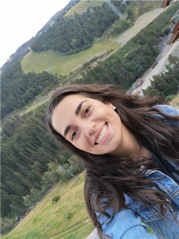 Doy clases particulares de inglés y matemáticas hasta 4 eso. (dispongo del fce equivalente al b2 de inglés)