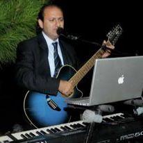 Cours de guitare en ligne.. Plus de 25 ans d'expérience