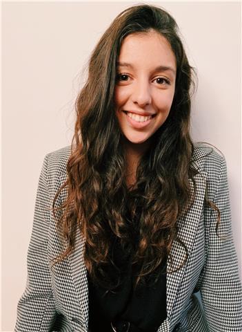 Estudiante de traducción y amante de los idiomas, con un nivel C1,doy clases de francés a estudiantes con un nivel máximo de B2