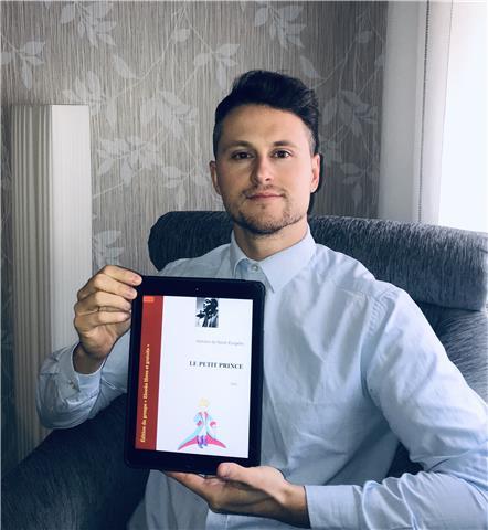 Soy una persona extrovertida y me gusta lo que hago