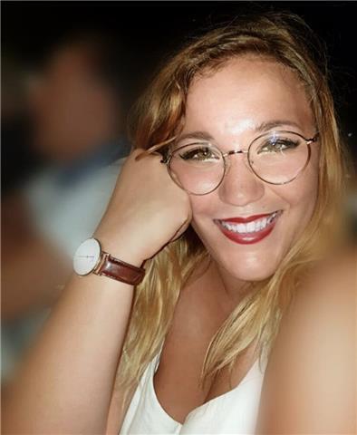 Do lezioni private, anche online, di economia aziendale per ragazzi delle superiori. Sono una studentessa di economia aziendale.
Impartisco anche lezioni di francese, diritto, italiano, storia. Sia per elementari, medie e superiori.
Impartisco anche lezio