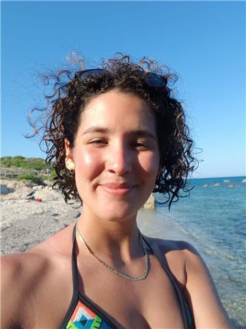Studentessa italiana con esperienza all'estero (Irlanda, Inghiltera, Australia) offre lezioni private di inglese online per principianti e intermedi