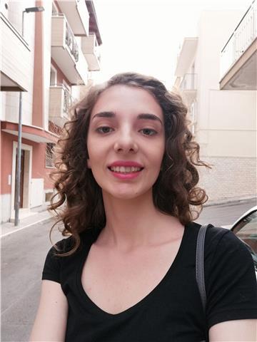 Laureata in Lingue straniere offre ripetizioni di lingua inglese a ragazzi di scuole elementari/medie