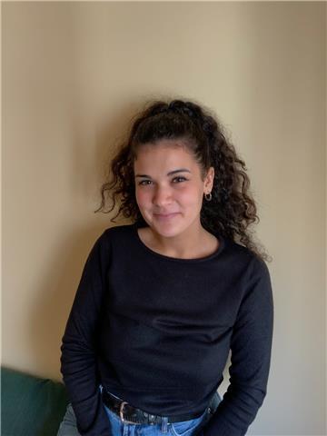 Ofrezco clases particulares para niños y niñas de educación primaria y la eso