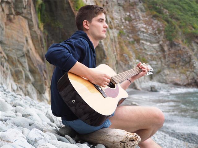 Clases online de guitarra acústica o eléctrica