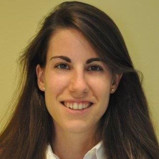 Doy clases para alumnos de primaria, secundaria (lenguas, ciencias...) y derecho administrativo, público y contratación pública