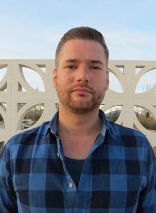 Certified English Teacher with more than 10 years Hospitality Experience