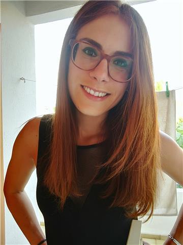 Maestra de Inglés y apoyo de educación Primária