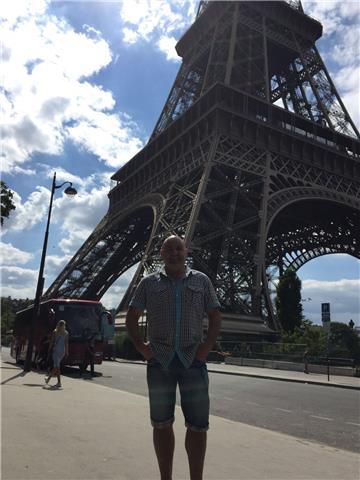 Soy francés nativo, con experiencia como profesor en francia