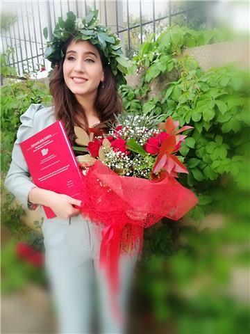 Laureanda in ctf impartisce lezioni in varie materie scientifiche