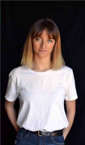 Doy clases de arte en general (piano, teatro, baile...)