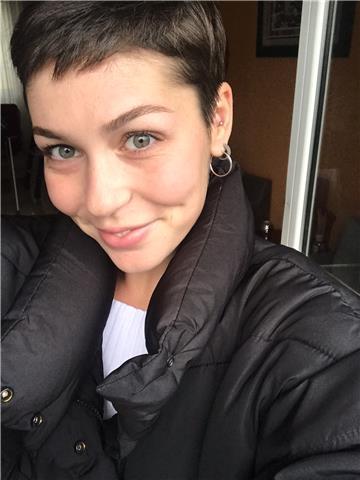 Insegnante madrelingua italiana offre lezioni a privati di tutte le età, online o di persona se residenti a milano