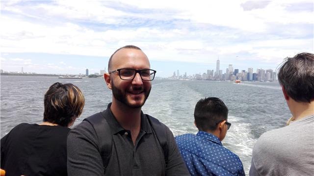 Insegnante laureato in lingua cinese e culture orientali offre lezioni per potenziare competenze linguistiche. inoltre essendo laureando in scienze teologico-filosofiche offro ripetizioni di filosofia