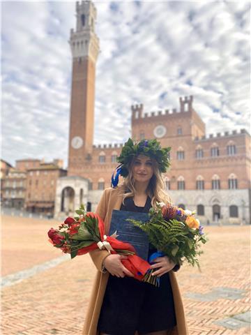 Laureata in Mediazione Linguistica offre ripetizioni in lingua spagnola. Competenze di grammatica, letteratura, cultura e traduzione. Sono a contatto con la lingua fin dalle scuole medie e superiori, data la mia maturità linguistica e durante l’università