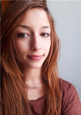 Neolaureata in Lingue straniere presso l'università di Roma La Sapienza, con esperienza pregressa come tutor di bambini e ragazzi e come insegnante privata di lingua italiana L2 e inglese per adulti. Ottima conoscenza delle materie umanistiche scolastiche