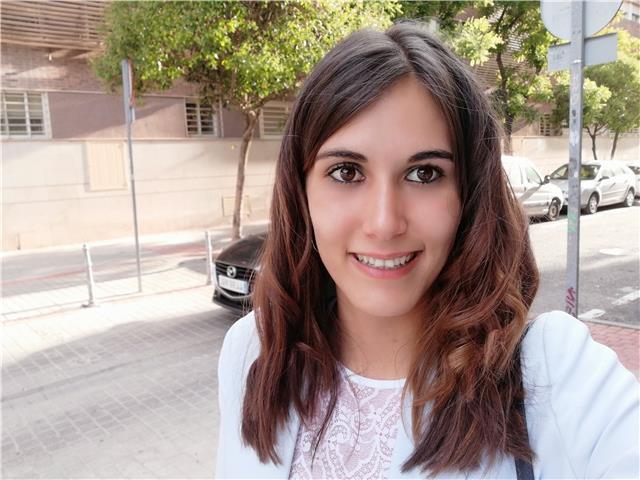 Doy clases de todas materias a niños desde pequeños hasta la eso. también doy clases de bachillerato de sociales