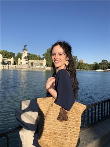 Doy clases particulares a niños hasta 1º de bachillerato de inglés, matemáticas y lengua