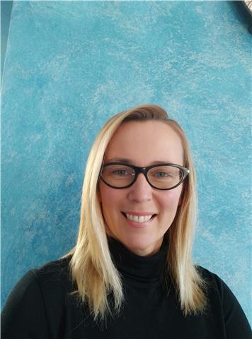 Docente laureata in farmacia impartisce lezioni private in presenza e online, su tutte le materie ad alunni dai 6 a 16 anni, nei pressi di rodano