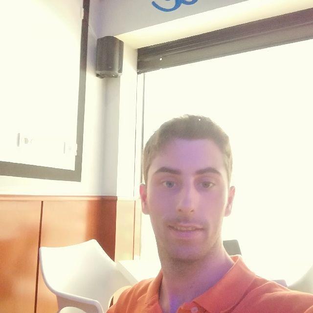 Profesor de química y otras materias para dar clases a alumnos de secundaria y bachiller. tengo experiencia en dar clases de refuerzo y repasaremos teoría, práctica y preparación directa de exámenes. te espero