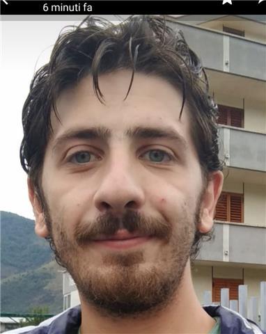 Laureando in lingue e letterature straniere offre ripetizioni