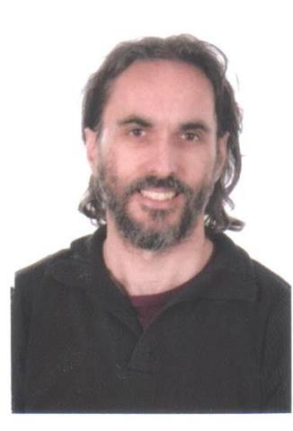 Profesor titulado, nivel C2, amplia experiencia nacional e internacional
