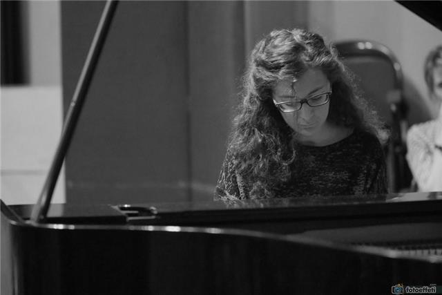 Lezioni di pianoforte, teoria musicale, solfeggio e armonia