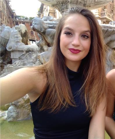 Laureata con lode in Scienze Politiche offre ripetizioni private per più materie, consulenza cv e tesi, aiuto preparazione concorsi pubblici