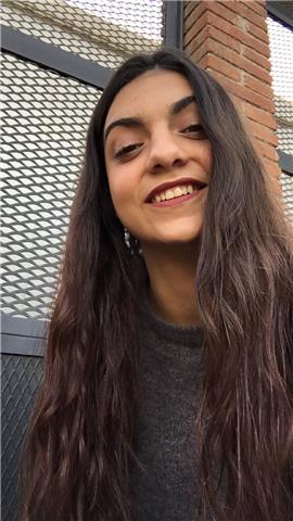 Doy clases particulares de matemáticas, tanto básicas como aplicadas. soy estudiante de bachillerato y se me dan genial