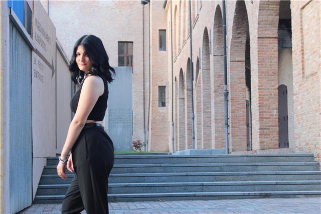 Studentessa, laureanda in assistente dell'infanzia offre lezioni private