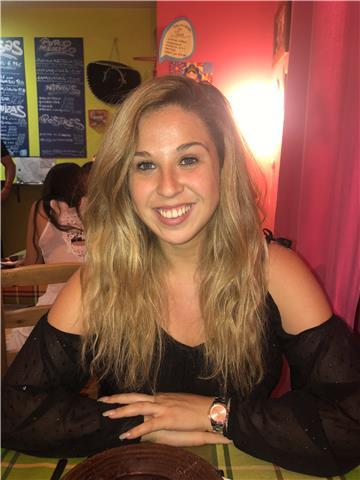 Profesora de magisterio en zona norte de madrid