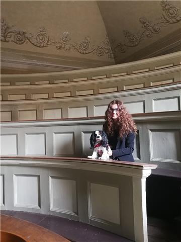 Ragazza con varie esperienze in inghilterra disponibile per impartire lezioni di inglese a pavia